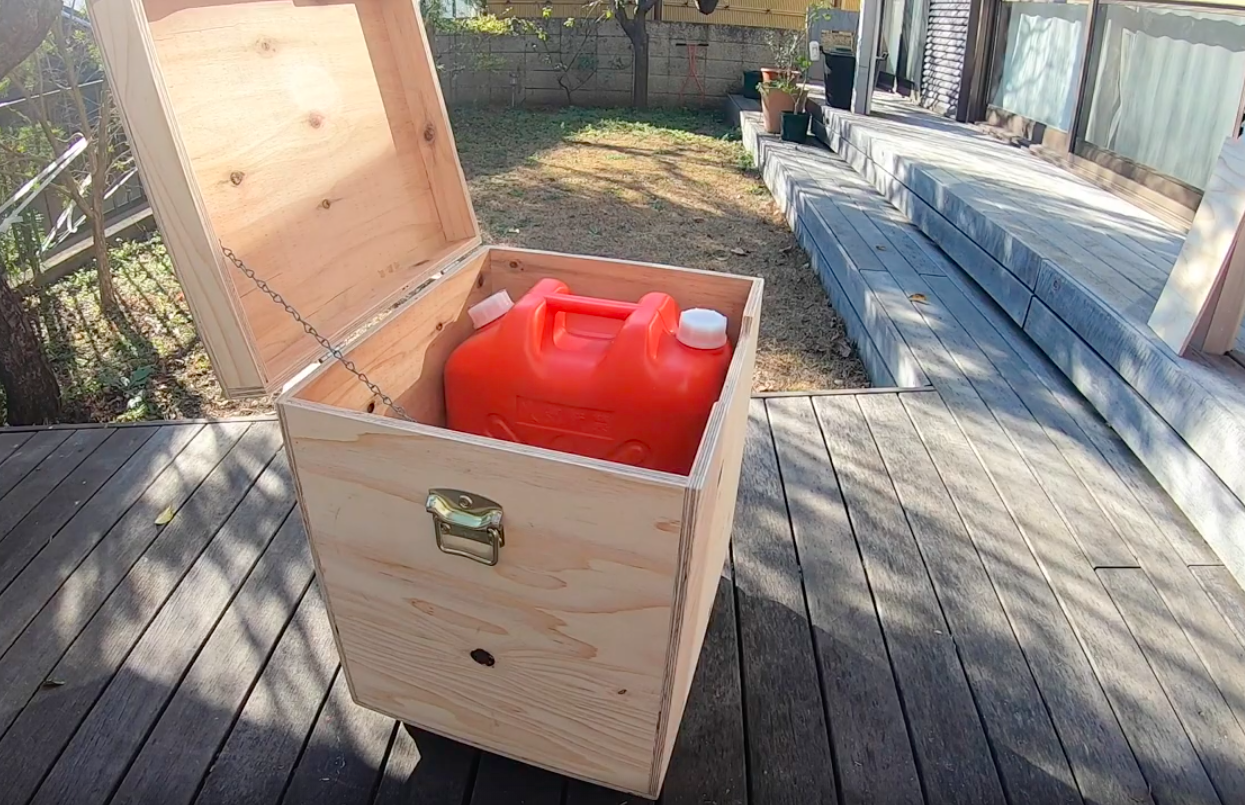 灯油缶 18l2缶 の収納box を３ ６合板から作る方法 とりあえず Diy