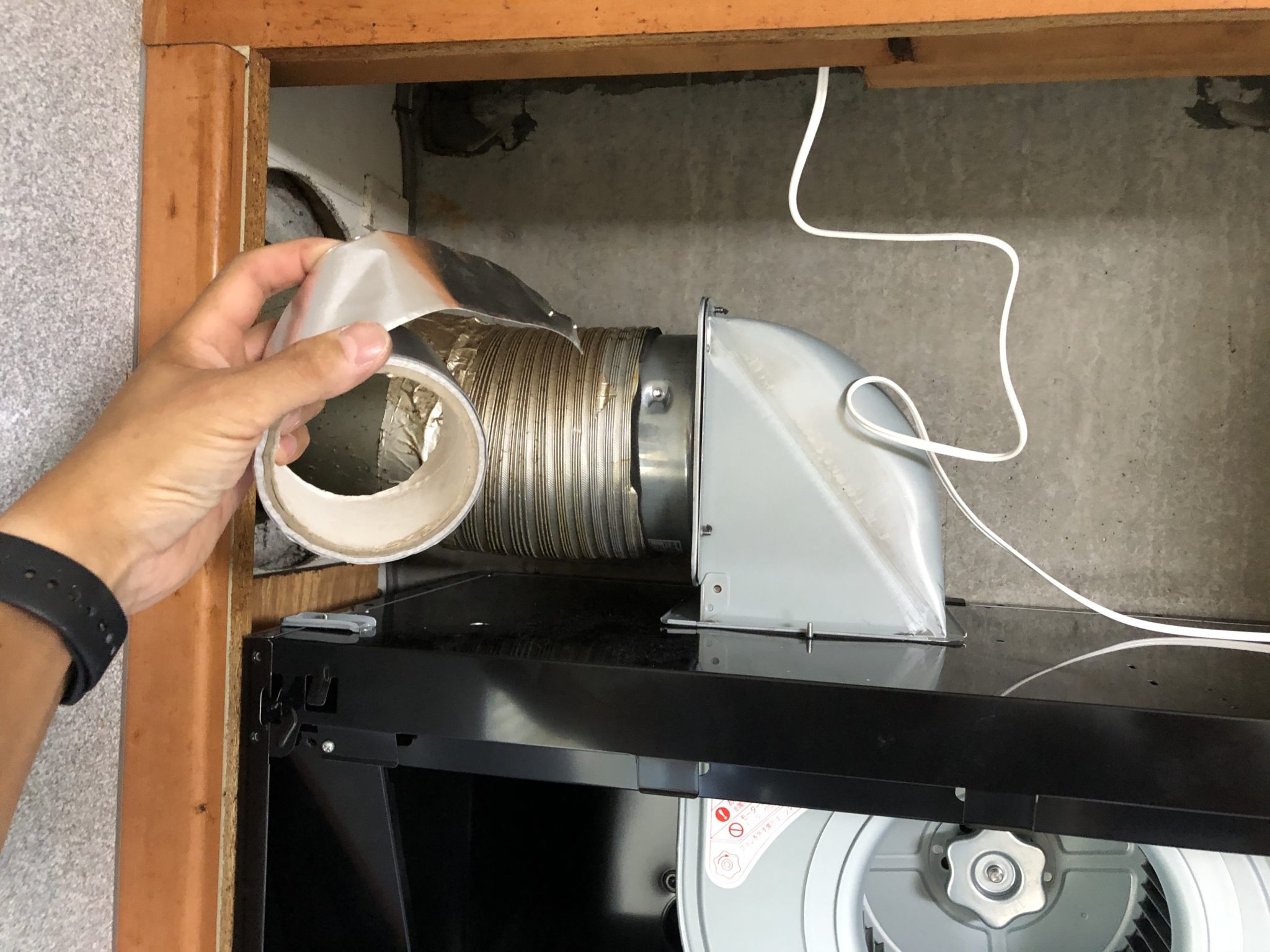 レンジフードの交換方法をサービスマンがご紹介！DIYでも？ とりあえず DIY